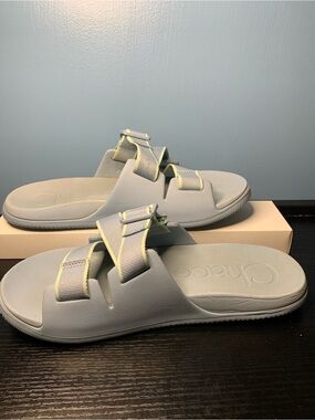 Chaco Women’s Light Gray Slide Sandals with Pale Yellow Trim